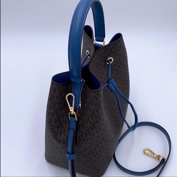 MICHAEL KORS SURI LARGE BUCKET MESSENGER DK CHAMBR - Picture 11 of 16